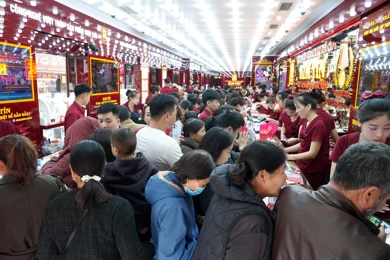 Bản tin thị trường vàng sáng 2/3/2026: Giá vàng trong nước tăng cao theo vàng thế giới